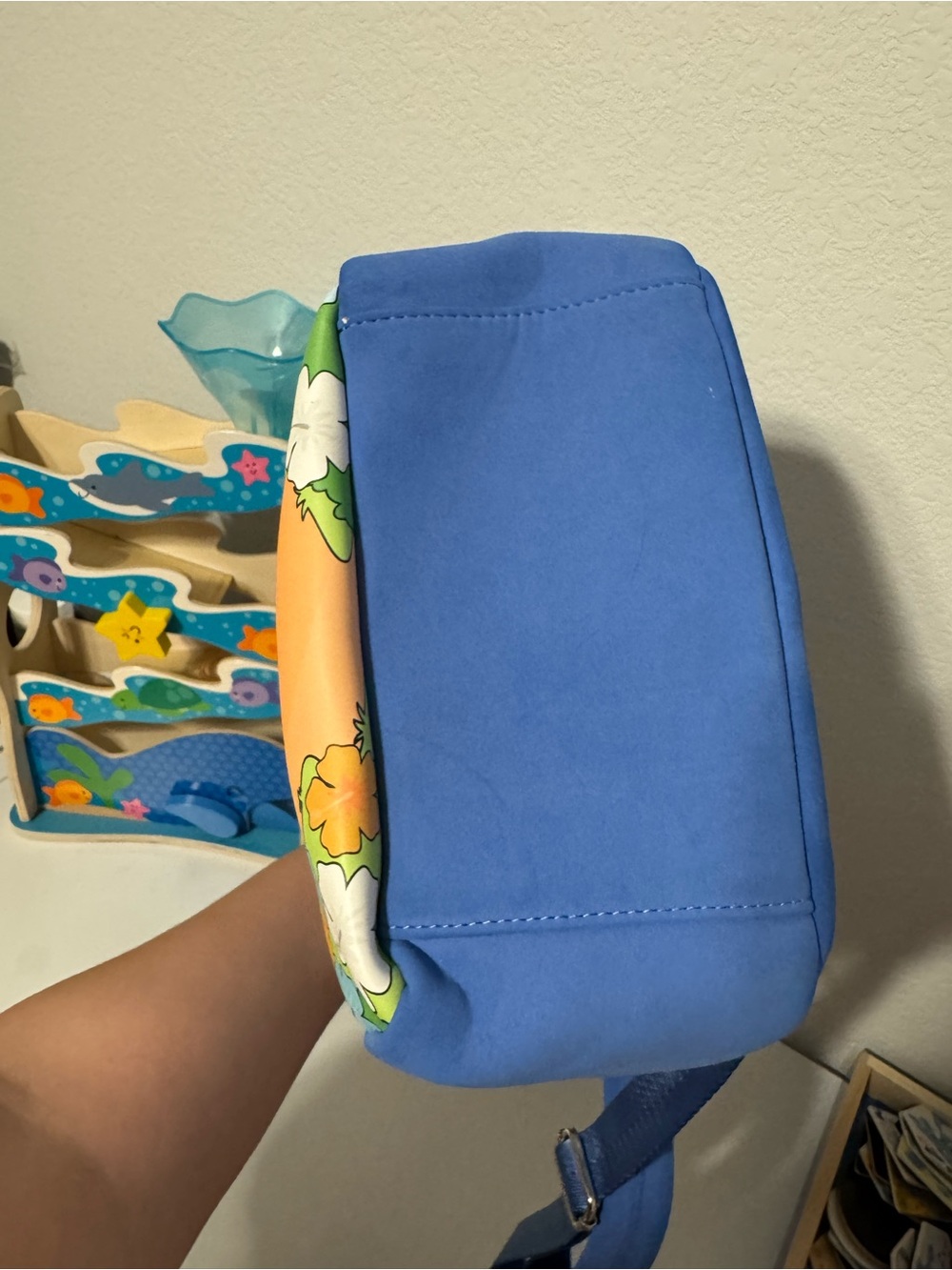Stitch LoungeflyBackpack - Picture 4 of 15